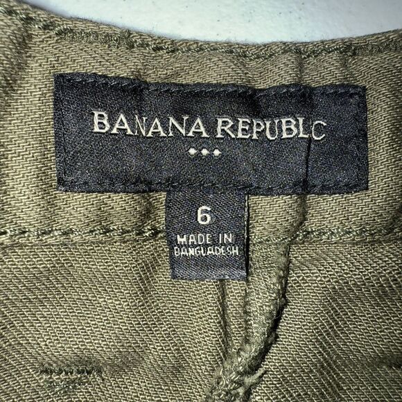 Banana Republic Women’s Ahorts size 6 Army Green Pockets Belt Loops and Belt - Picture 3 of 6